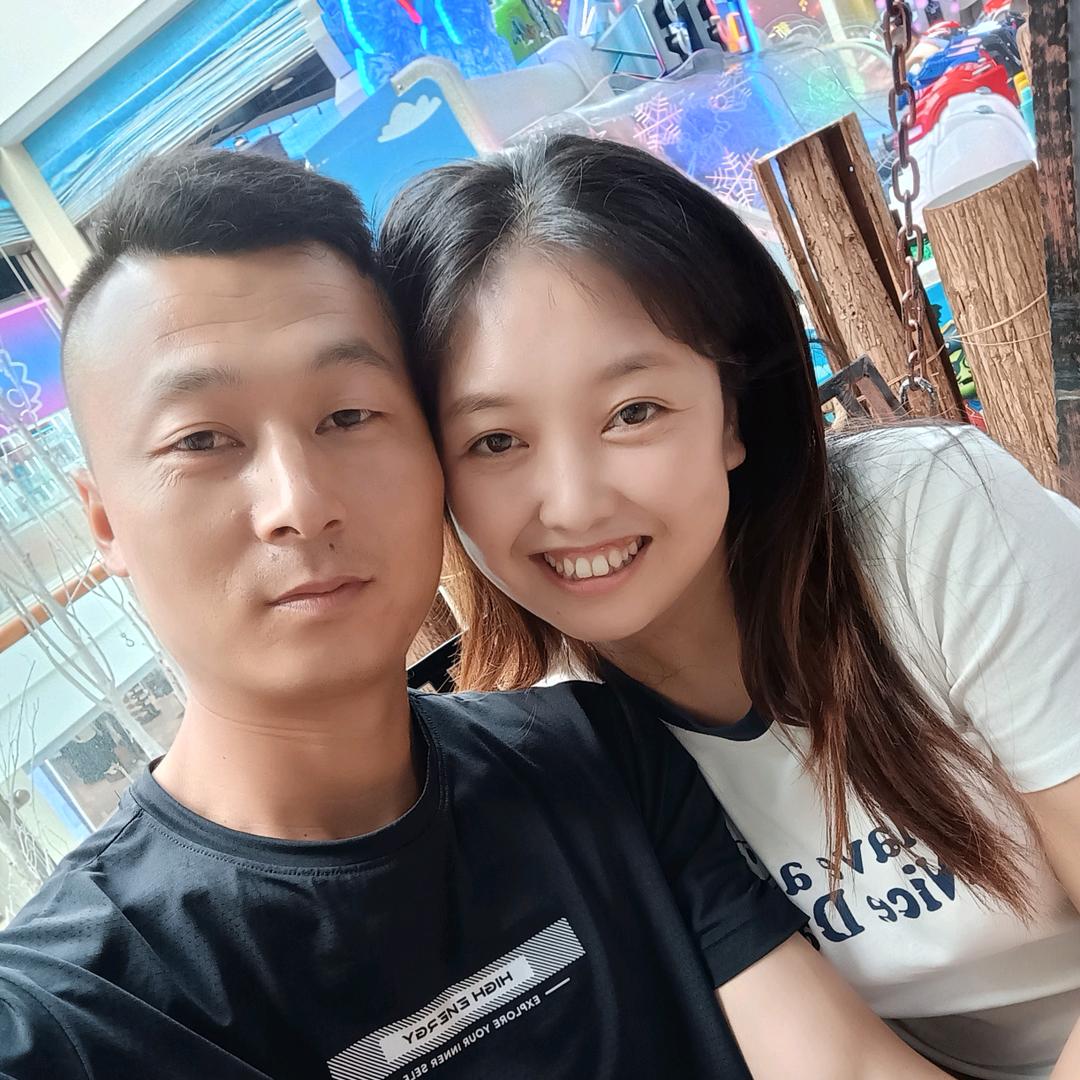 黄春林（外墙真石漆水包砂）