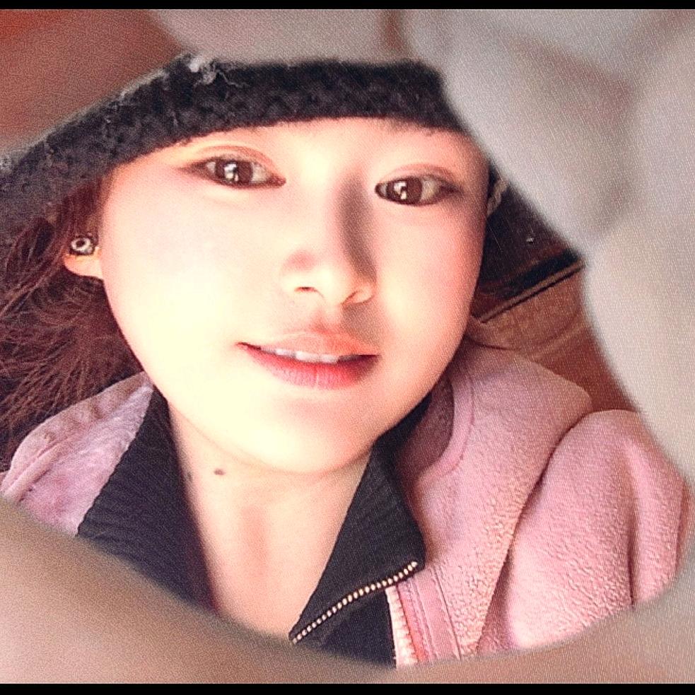 ღ᭄拥擁ル