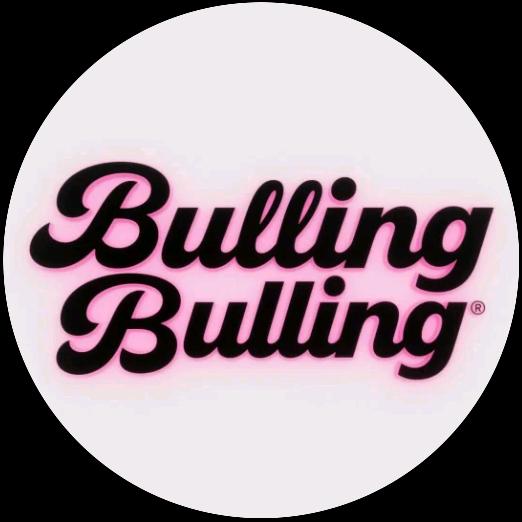 Bulling Bulling妆造