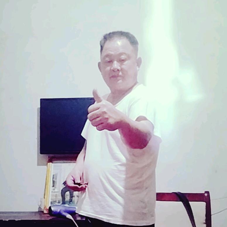 钻过猫耳洞老兵