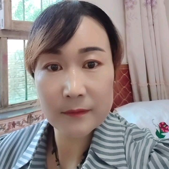 幸福快乐的女人