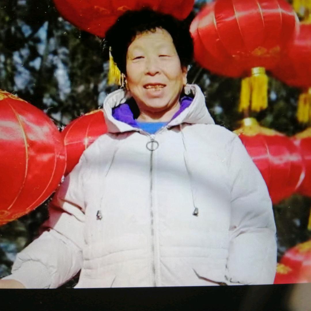 开心奶奶（上午八点四十）
