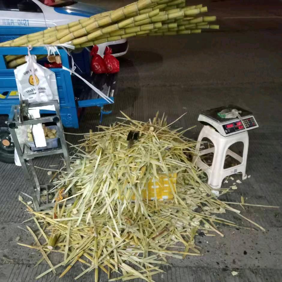 请你们叫我叫张胖子 ！！我是卖甘蔗的