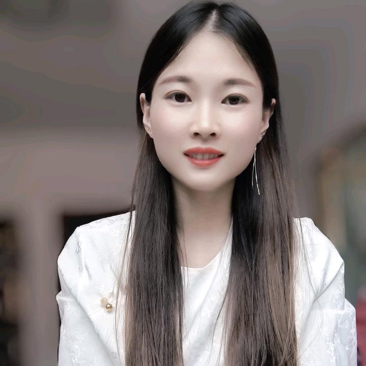 @莉