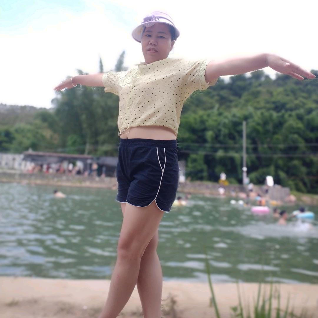 梅姐75年兔兔🐰