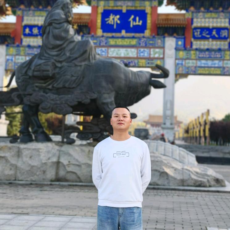 汤姆