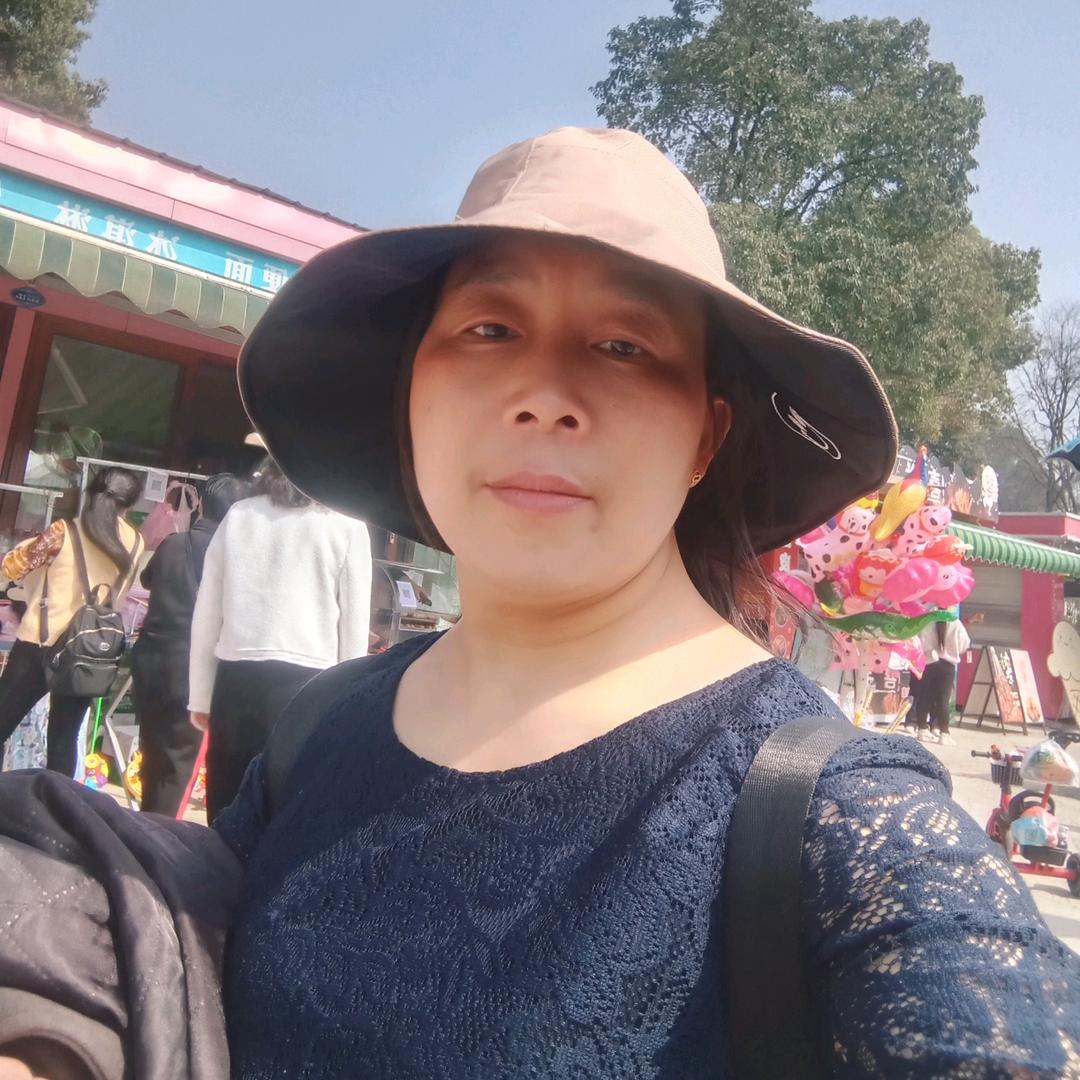 哈哈(ಡωಡ)hiah