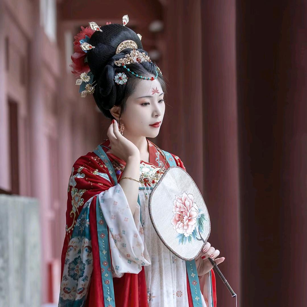 与君歌