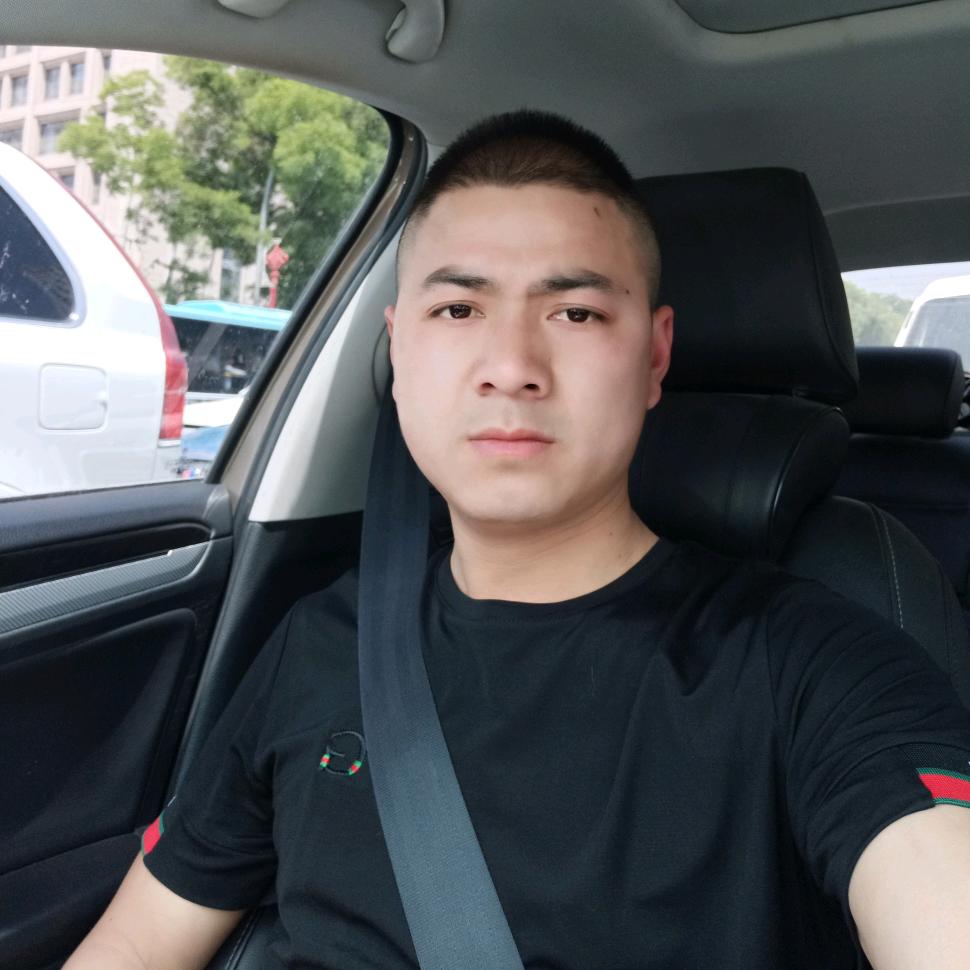 何攀