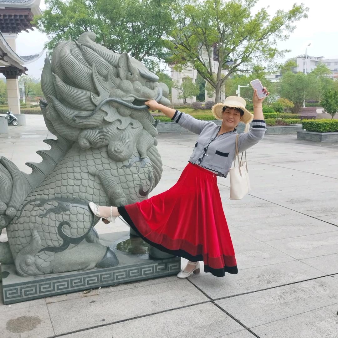 冰雪飞扬拒私聊