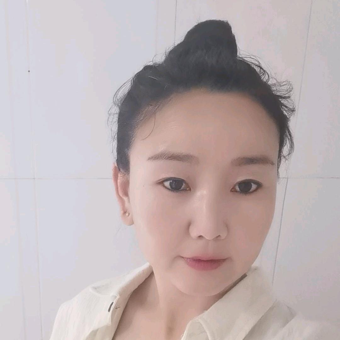 老阿姨～鸡蛋灌饼