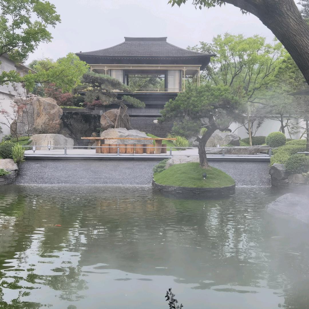 鼎峰兰苑