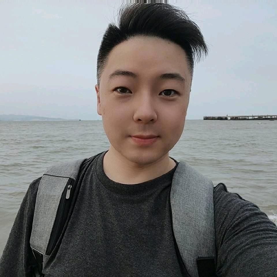 小星玩积木