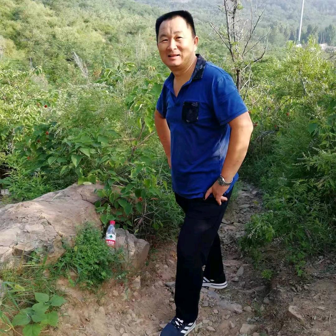 长山霞影服饰