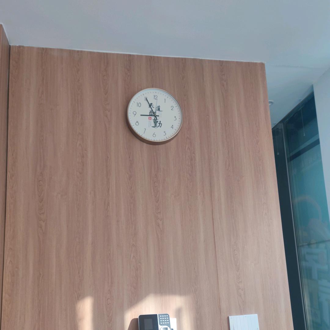 卖女孩的小零食