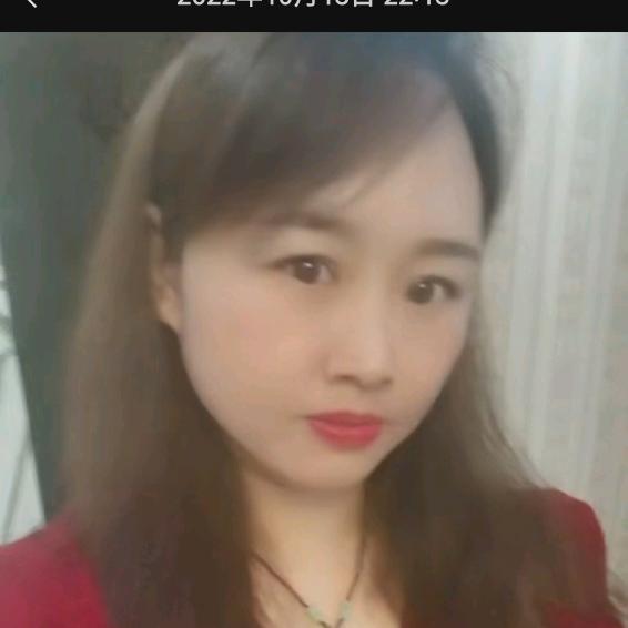 1596704335八零后的单身妈妈