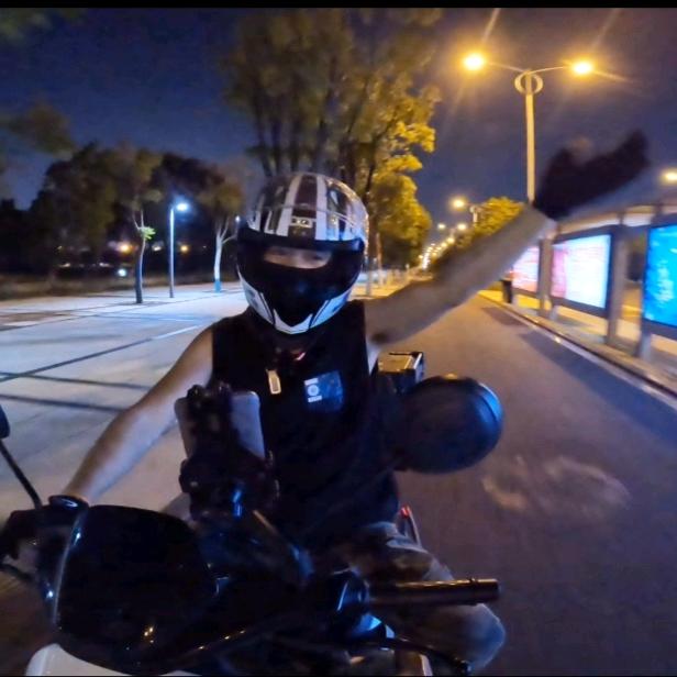 拉萨跑腿小岗