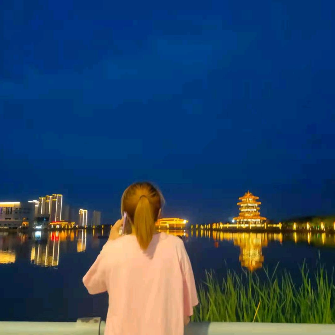 栀子蓝🍒