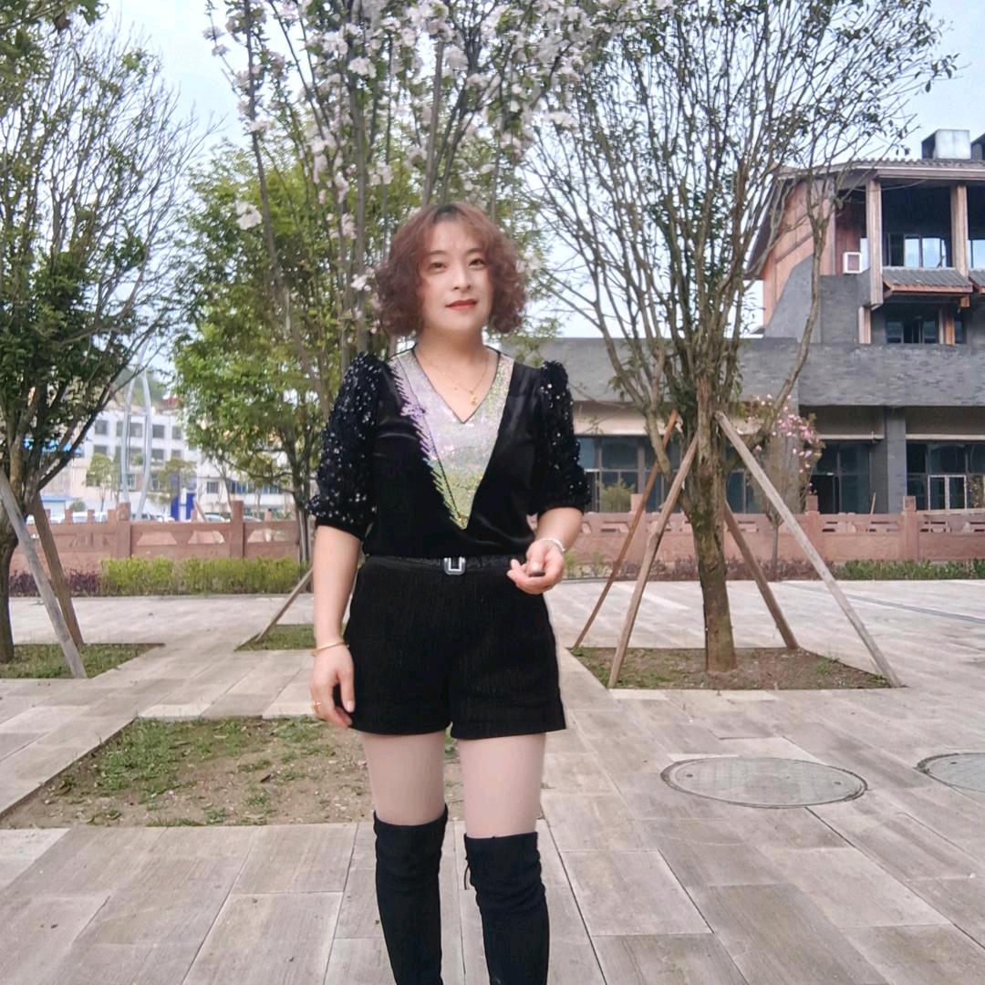 平凡女人🌹🌹🌹