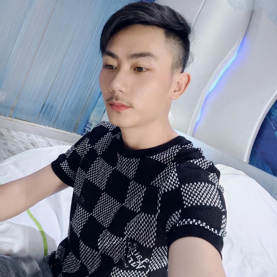 破冻苍穹 阿亮