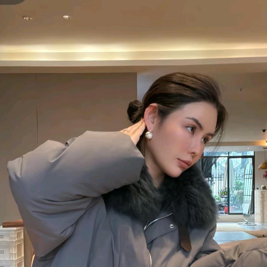 侯點點-爆款穿搭