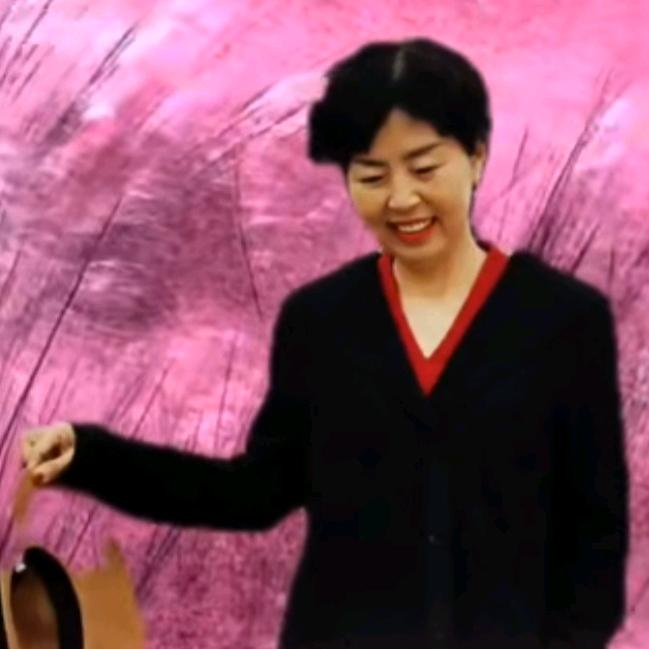 姹紫嫣然