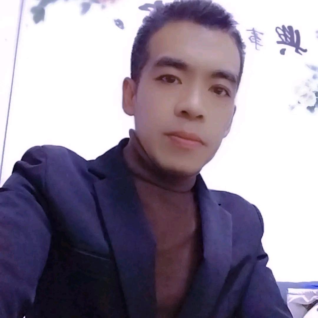 相依相伴