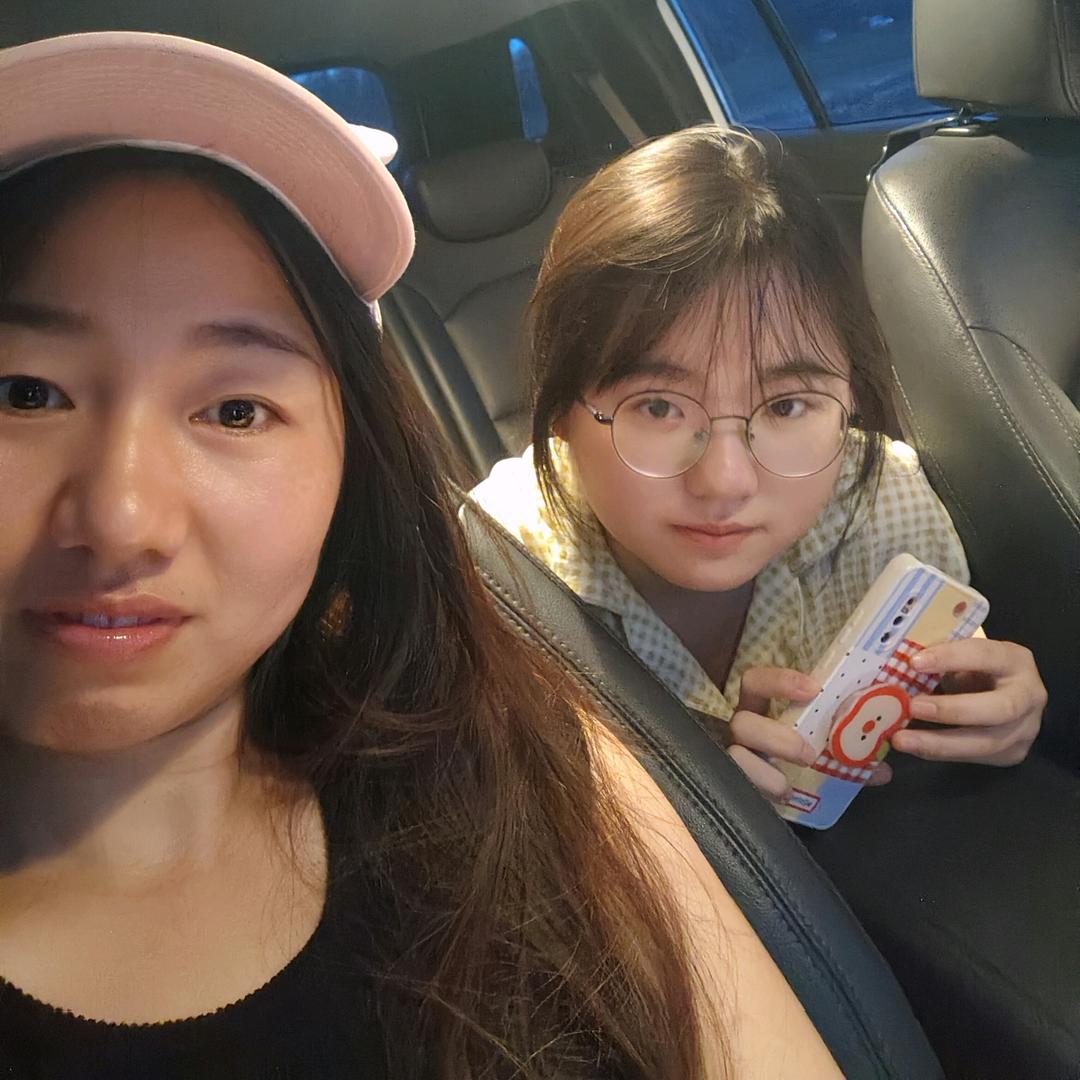 南曹俏美人女装