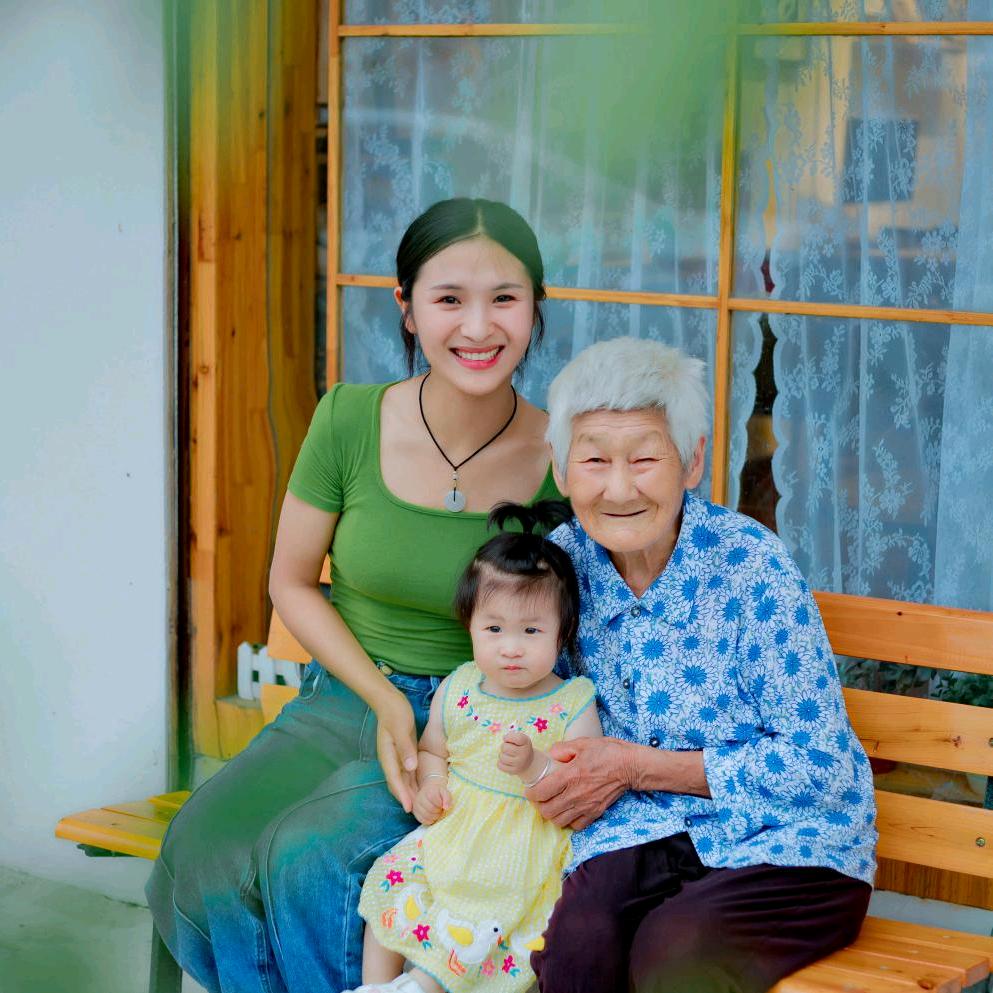 应亚南