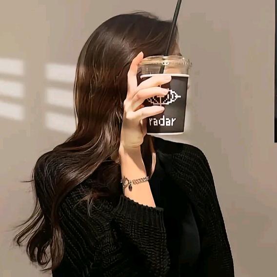 麻辣草莓🍓🍡✨