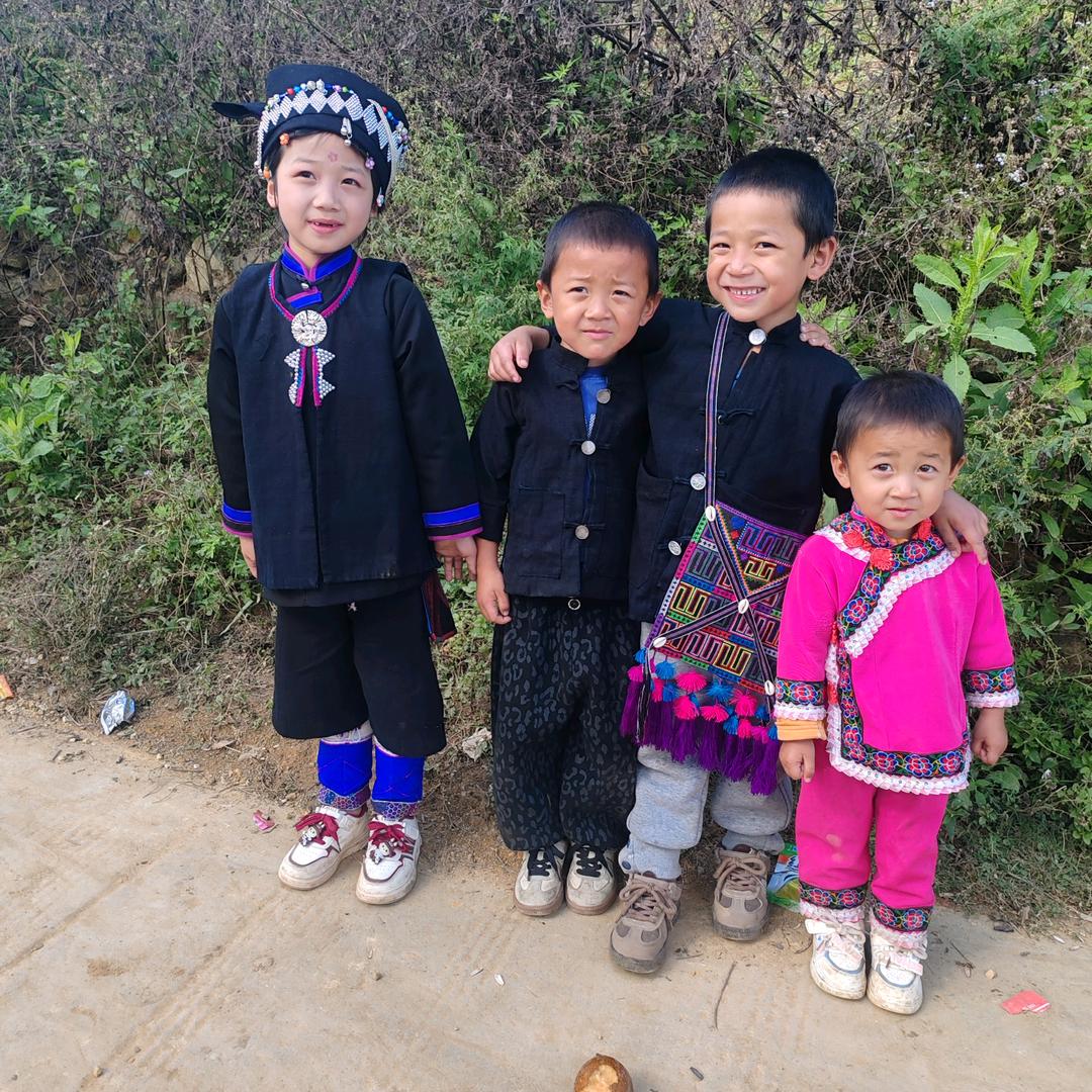 我们在 不同的世界。