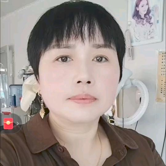 胡丕荣👨‍👩‍👧‍👧