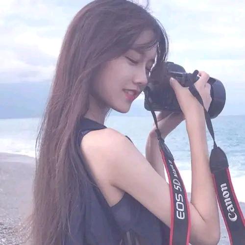 杨妮
