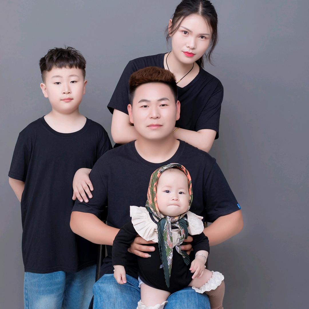 李龙飞唢呐婚庆一条龙服务
