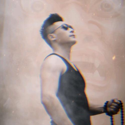 ꧁༺  良  人  ༻꧂