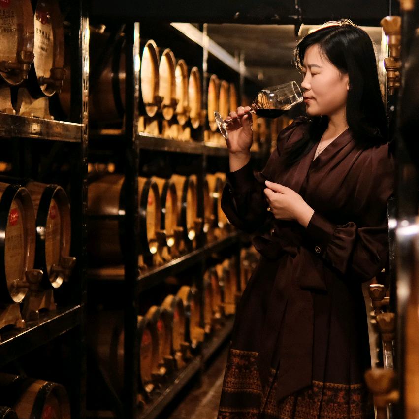 #奥德曼酒庄张丽梅