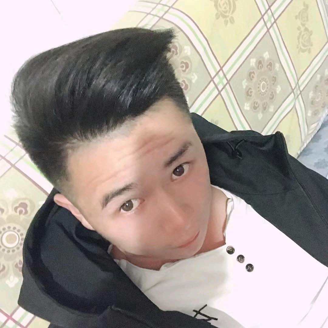 《微笑😄前行👣》