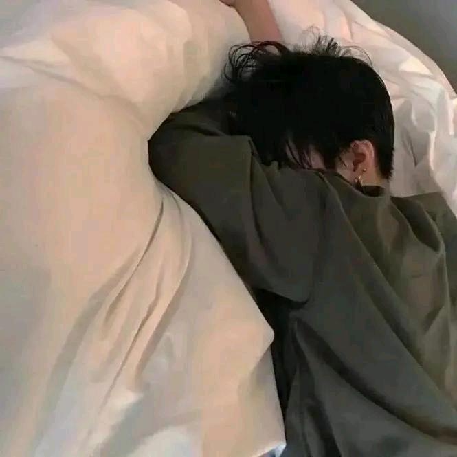 今晚不许不开心