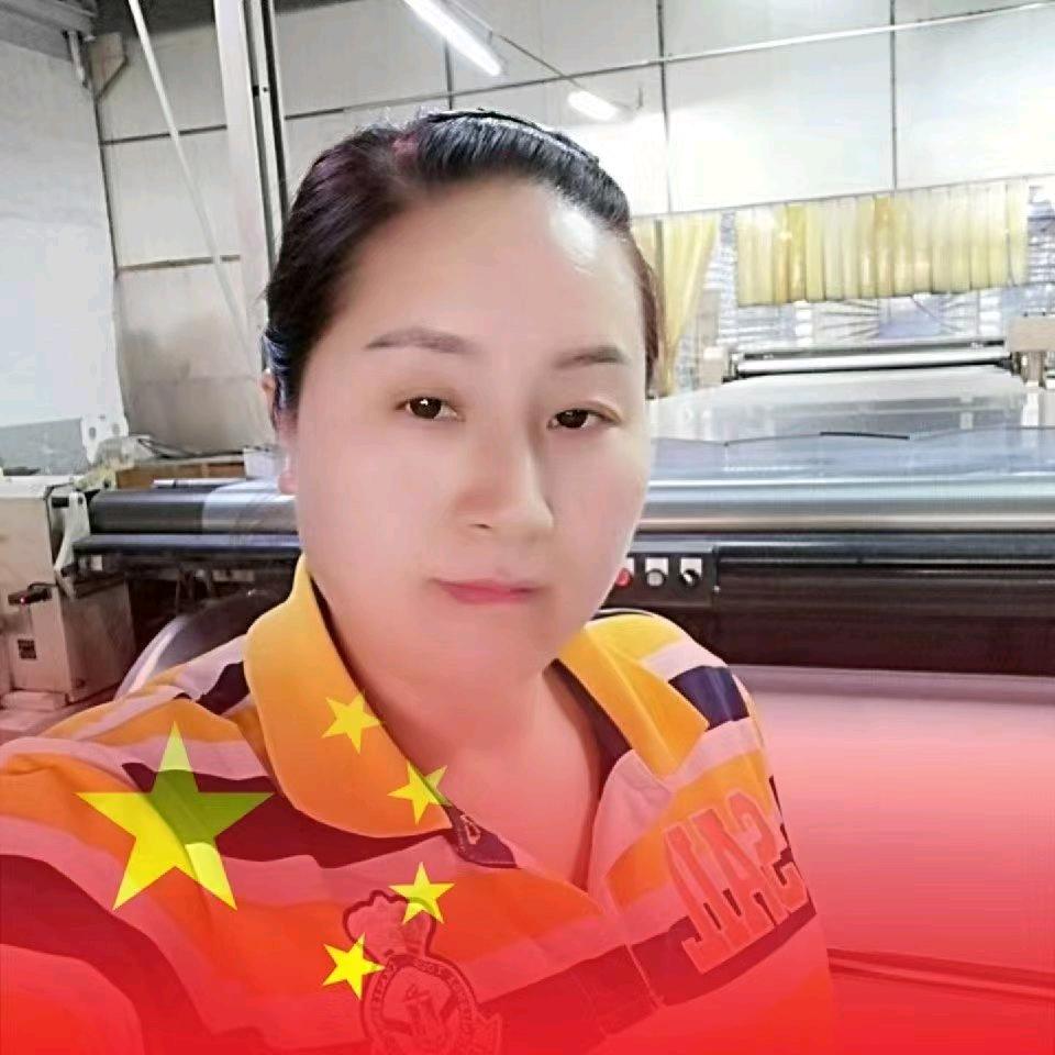 裂缝中的阳光🌻