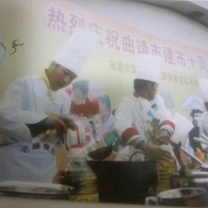 乡笆篓柴火鸡 农家老鸭汤