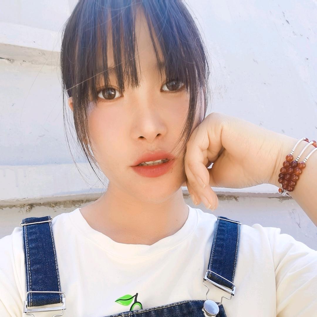 花花吖