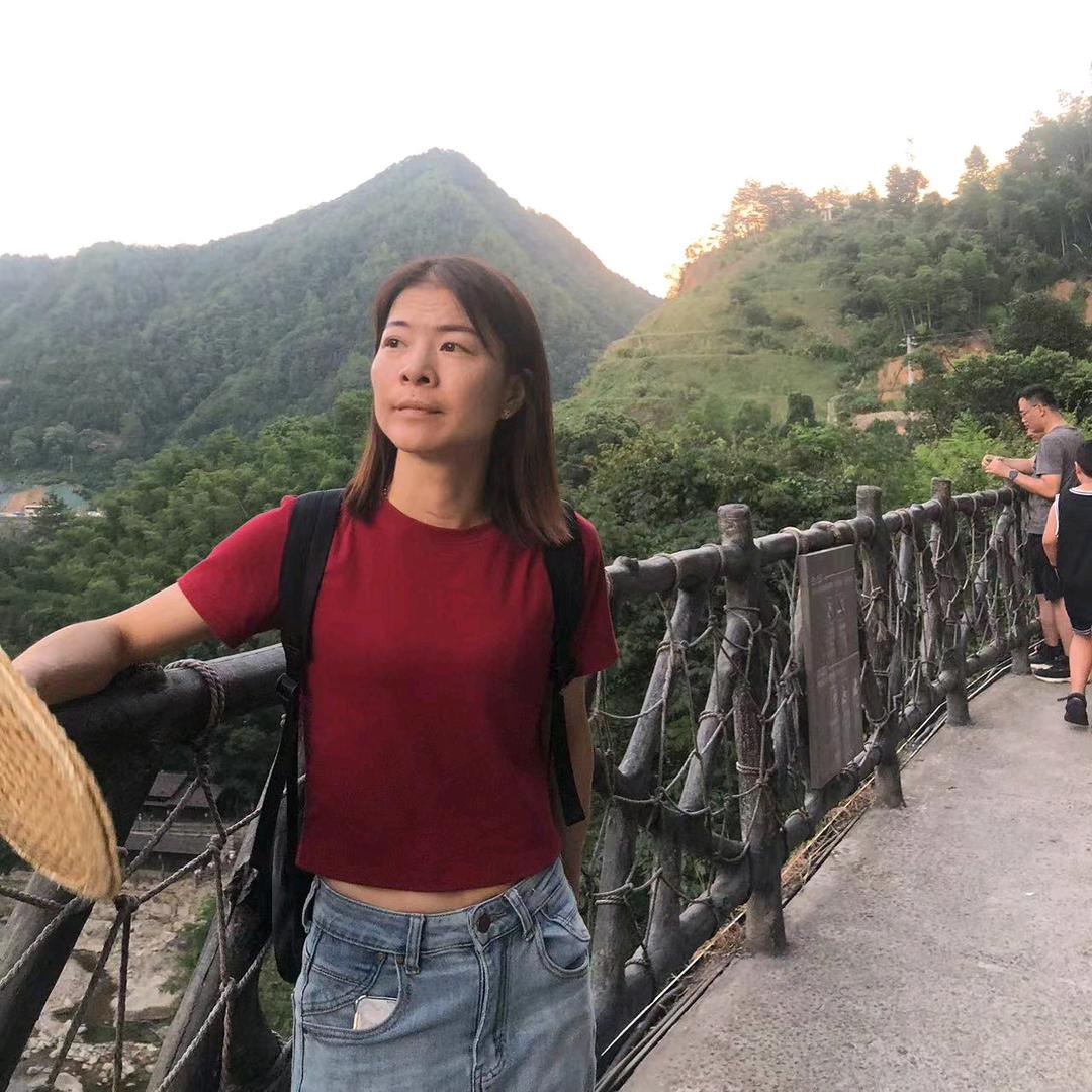 月姐。
