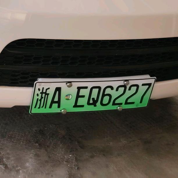 读不了万卷书，我就行万里路。