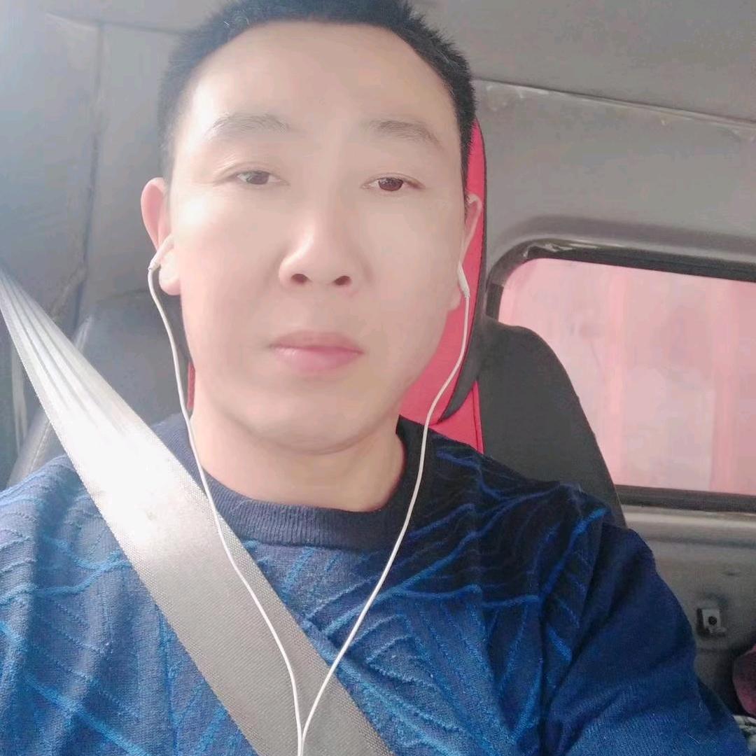 贺泽东