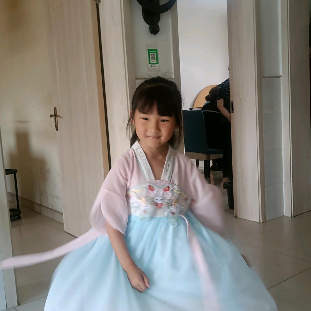 吴国英