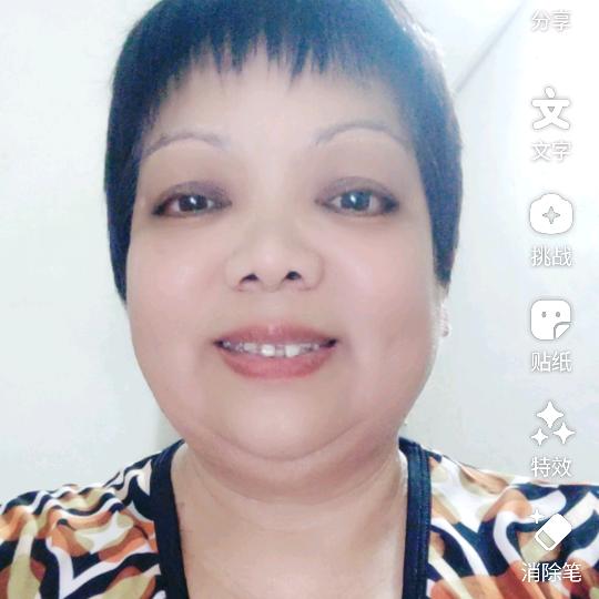 阿凤姐LB每天下午13点30分开播