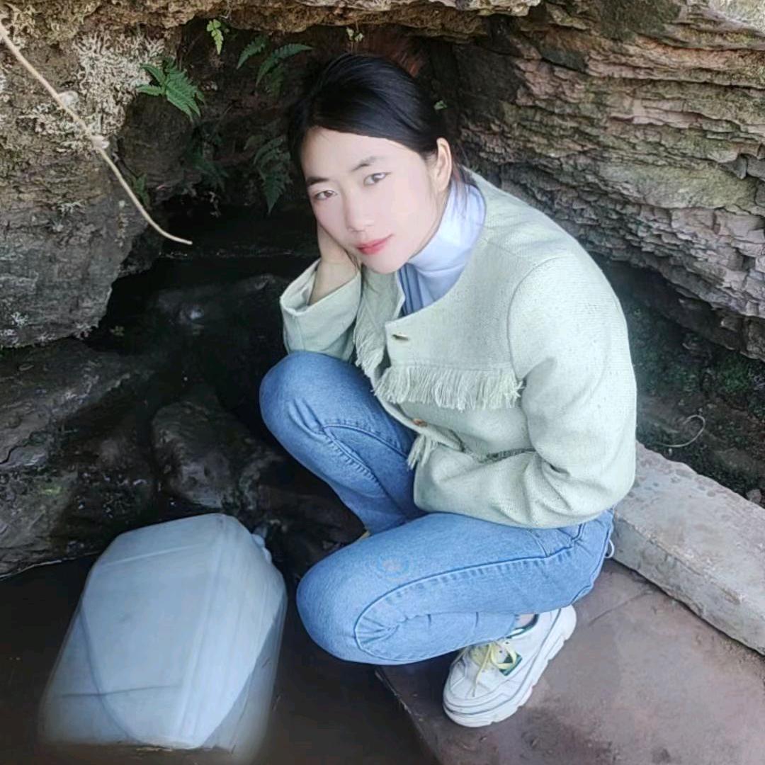 馨心（每晚九点开播）