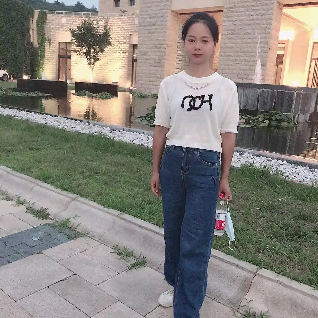 张印楼家具城伟平