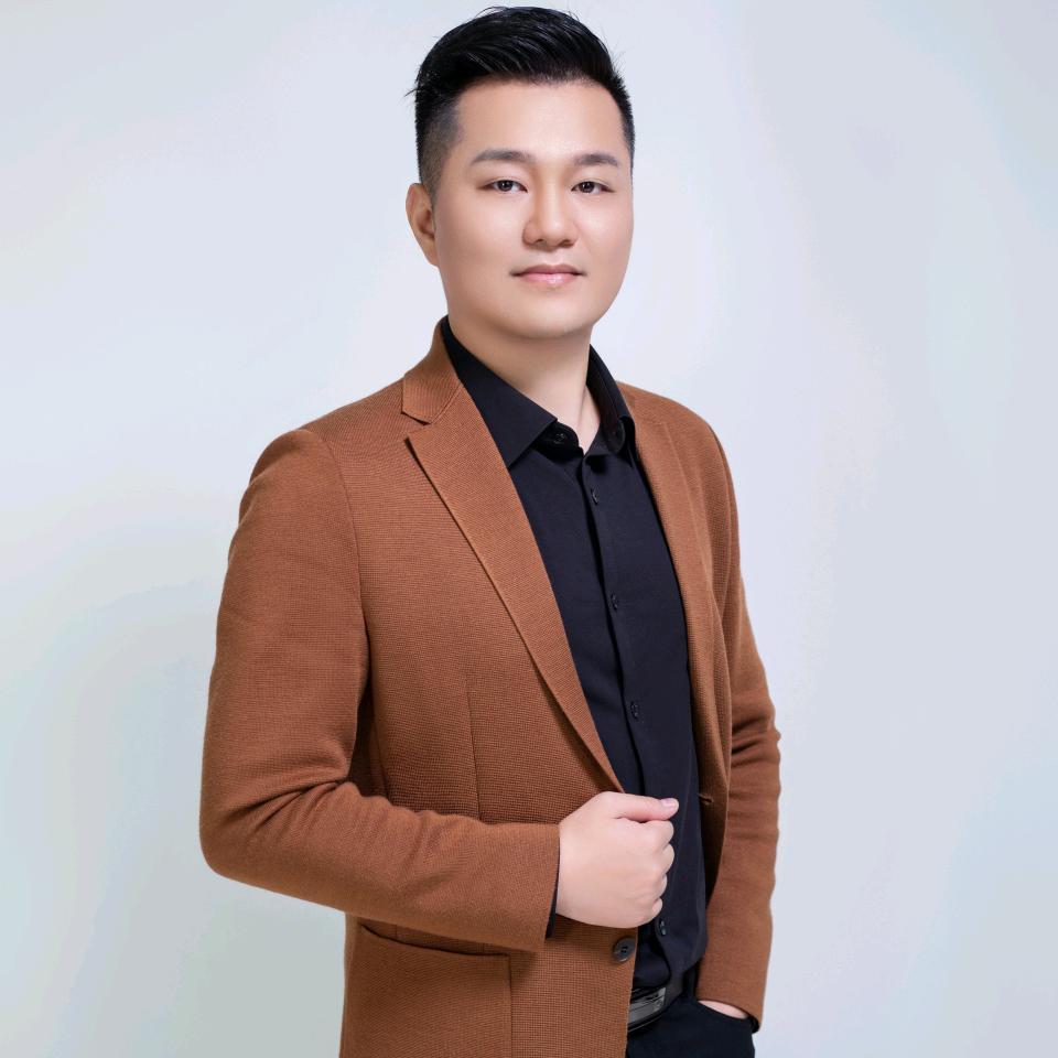 小通哥