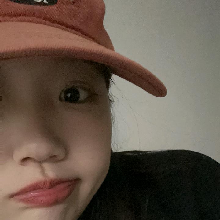 爱骑摩托的苗～～
